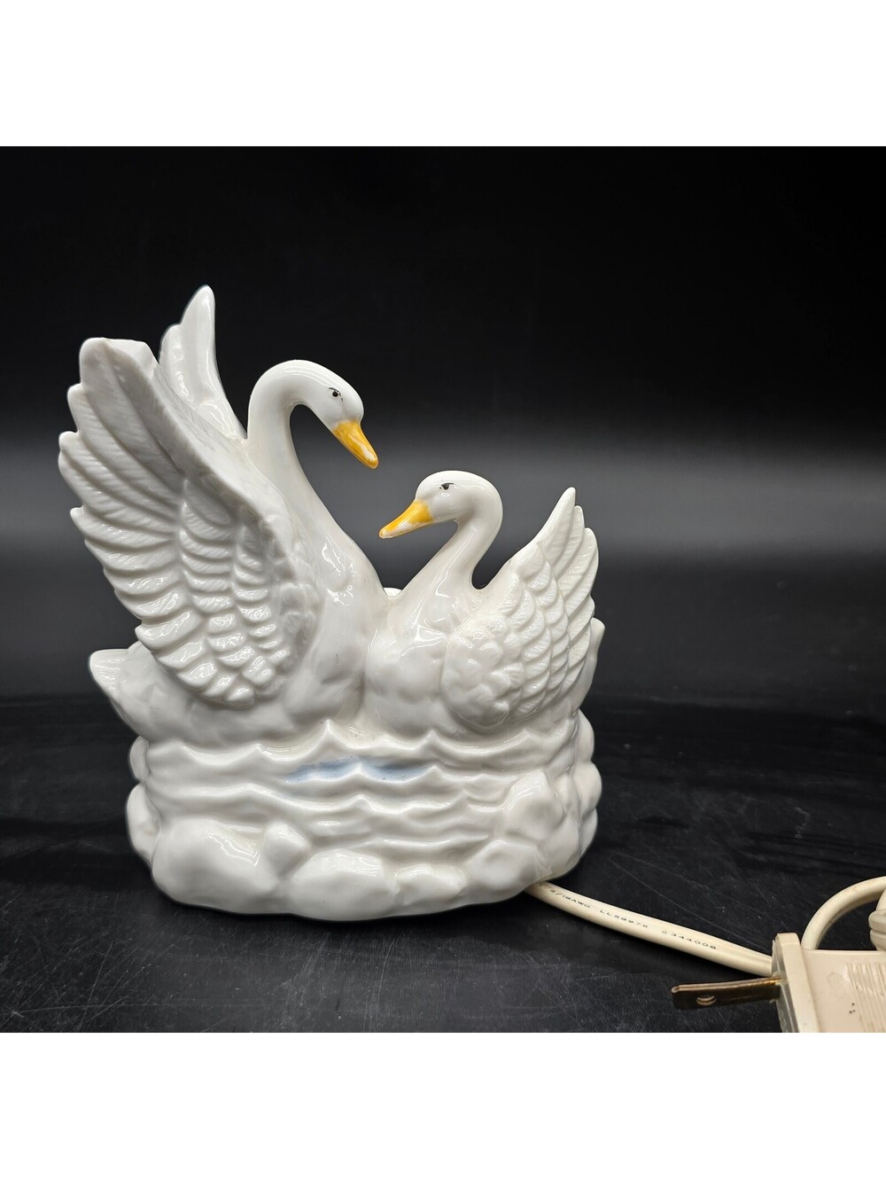 Vintage 1985 Lefton Porcelain Swan Night Light Lamp 04969 Japan Foil Sticker